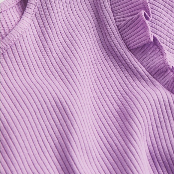 H&M Ruffle trimmed long-sleeve top, 2T - Picture 2 of 4